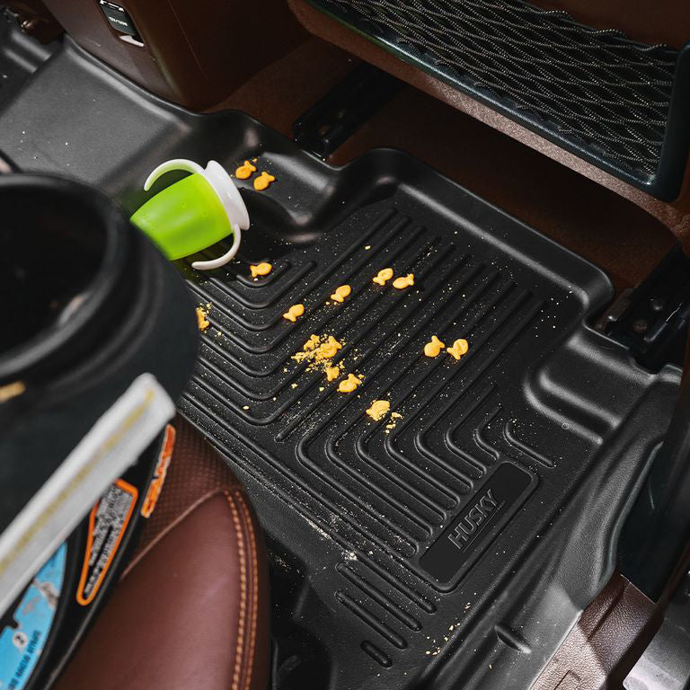 Husky Liners X-act Contour FormFit Edge traps spills